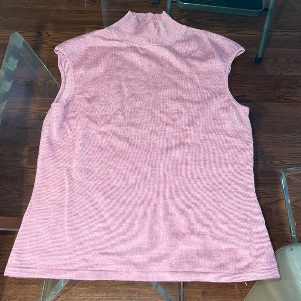 Turtleneck blush color medium sleeveless sweater